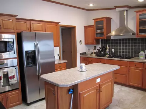 343 Elder Ln, Belvidere, IL 61008 photo 6