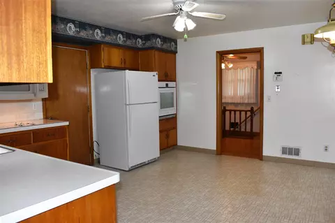 2815 E State St, Rockford, IL 61108 photo 9