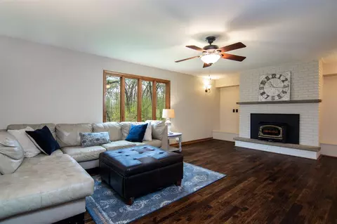 11965 Warblers Way, Roscoe, IL 61073 photo 3