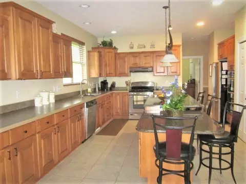 91 Newport, Lake Summerset, IL 61019 photo 4