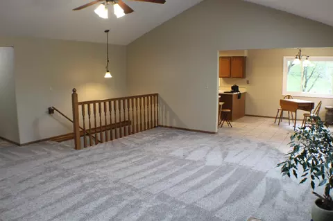 8268 Mark Dr, Roscoe, IL 61073 photo 6