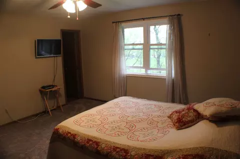 8268 Mark Dr, Roscoe, IL 61073 photo 9