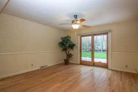 13906 Beaver Dr, Roscoe, IL 61073 photo 7