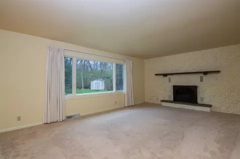 13906 Beaver Dr, Roscoe, IL 61073 photo 6