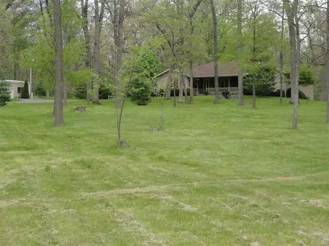 9500 Cleophas Rd, Beloit, WI 53511 photo 2