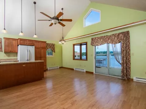 541 Baintree Rd, Lake Summerset, IL 61019 photo 4