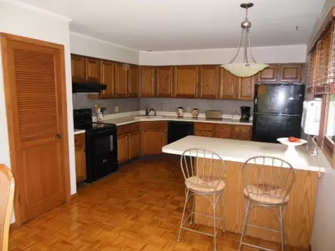 274 S Pecatonica Rd, Pecatonica, IL 61063 photo 5