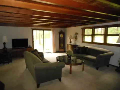 274 S Pecatonica Rd, Pecatonica, IL 61063 photo 3