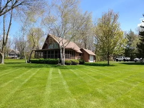 1327 Dresden, Lake Summerset, IL 61019 photo 12