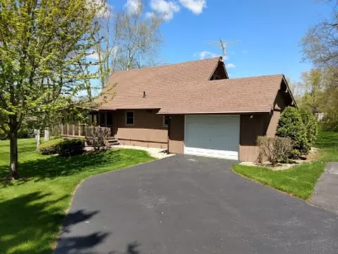 1327 Dresden, Lake Summerset, IL 61019 photo 1