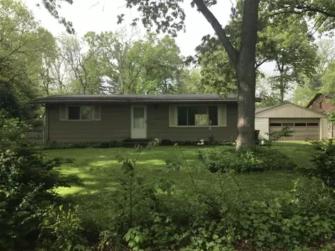 4792 Forest Dr, Rockford, IL 61109 photo 1