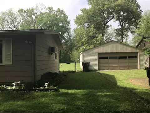 4792 Forest Dr, Rockford, IL 61109 photo 2
