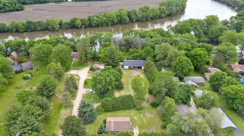 11267 Edgemere Ter, Roscoe, IL 61073 photo 12