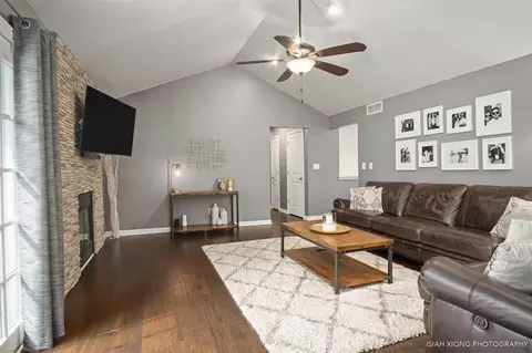 9364 Edgefield, Roscoe, IL 61073 photo 7