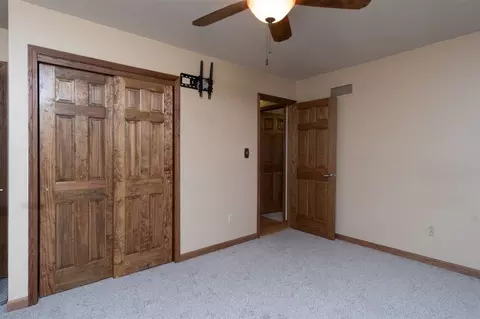 8299 Mark Dr, Roscoe, IL 61073 photo 17