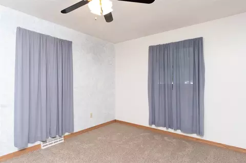 8299 Mark Dr, Roscoe, IL 61073 photo 14