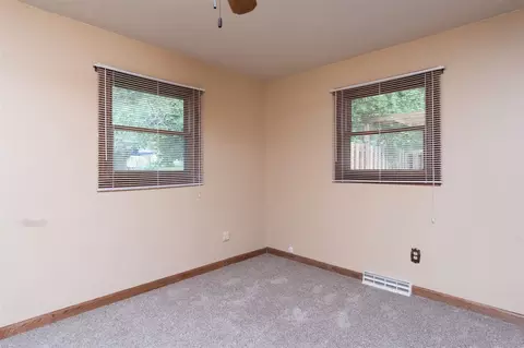 8299 Mark Dr, Roscoe, IL 61073 photo 16