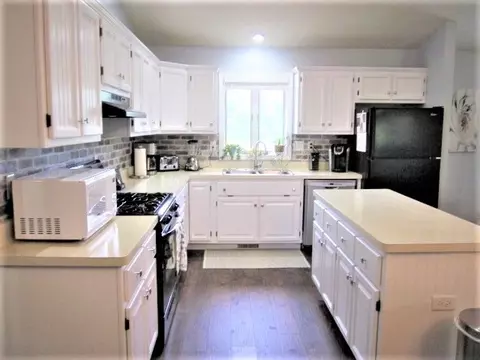 1366 Crestover Ct, Lake Summerset, IL 61019 photo 3