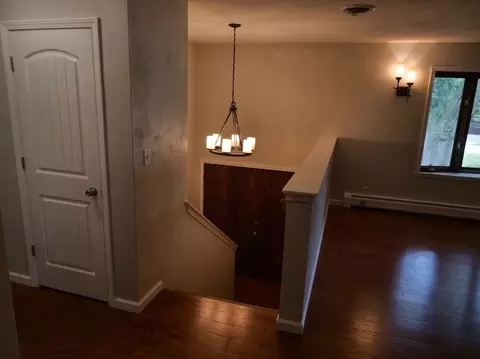 5669 Thompson Dr, Roscoe, IL 61073 photo 3