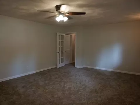 5669 Thompson Dr, Roscoe, IL 61073 photo 6