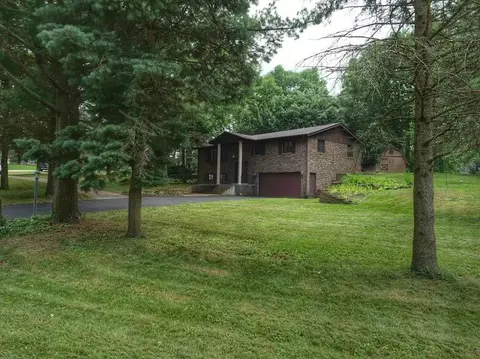 5669 Thompson Dr, Roscoe, IL 61073 photo 19
