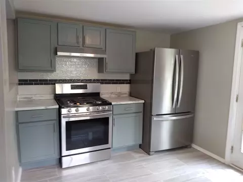206 W State St, Cherry Valley, IL 61016 photo 8