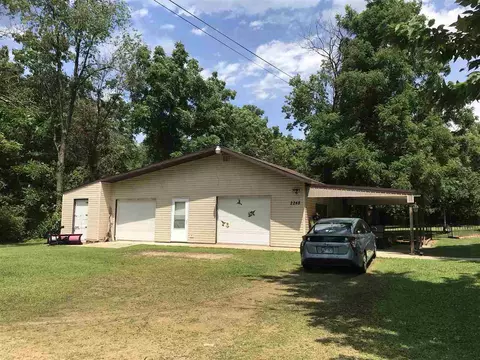 2248 E River Rd, Freeport, IL 61032 photo 18