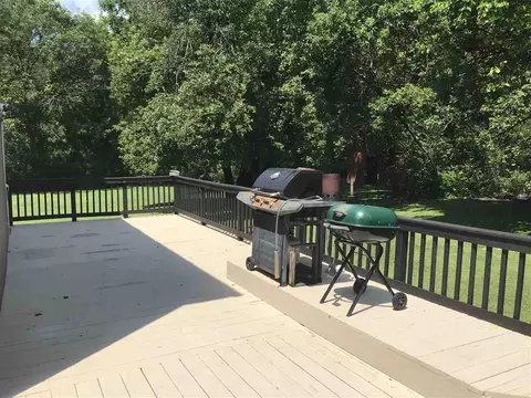 2248 E River Rd, Freeport, IL 61032 photo 13