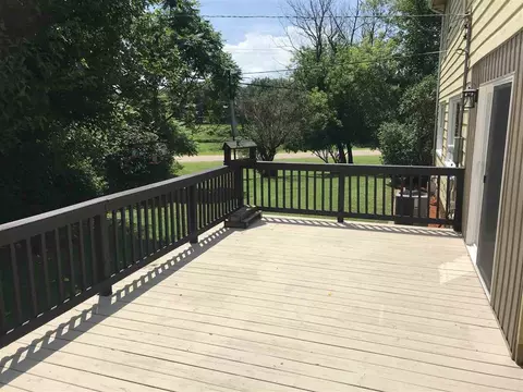 2248 E River Rd, Freeport, IL 61032 photo 12