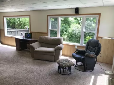 2248 E River Rd, Freeport, IL 61032 photo 8