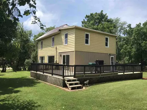 2248 E River Rd, Freeport, IL 61032 photo 16