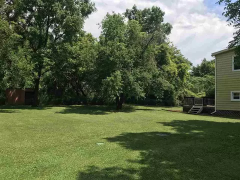 2248 E River Rd, Freeport, IL 61032 photo 17
