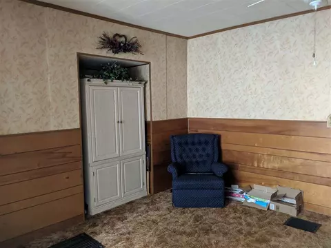 310 S Main St, Leaf River, IL 61047 photo 6
