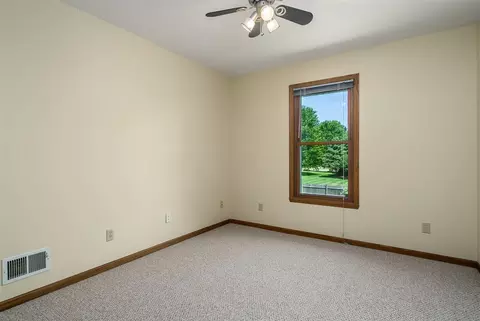 4962 Lawnside Dr, Byron, IL 61010 photo 14