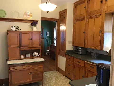 523 Washington St, Pecatonica, IL 61063 photo 13