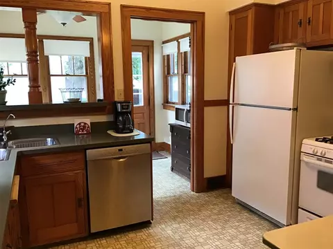 523 Washington St, Pecatonica, IL 61063 photo 12