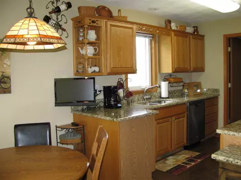 628 Parkview St, Pecatonica, IL 61063 photo 14