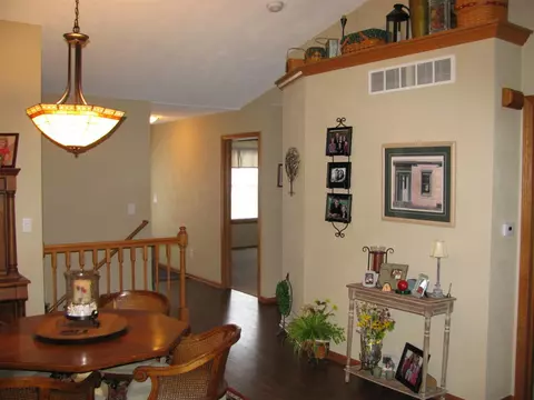 628 Parkview St, Pecatonica, IL 61063 photo 5