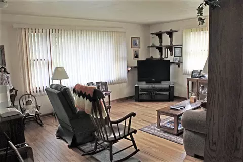 112 N Stanton, Davis, IL 61019 photo 8