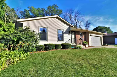 325 Timber Ct, South Beloit, IL 61080 photo 3
