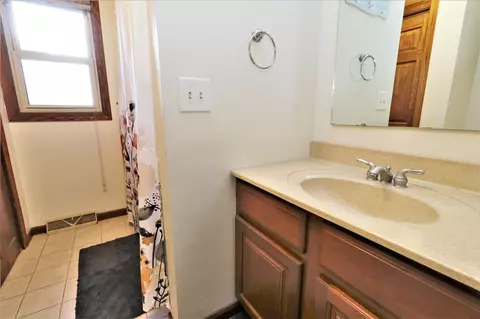325 Timber Ct, South Beloit, IL 61080 photo 15