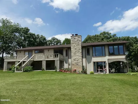 28-47 Cambridge Ct, Lanark, IL 61046 photo 1