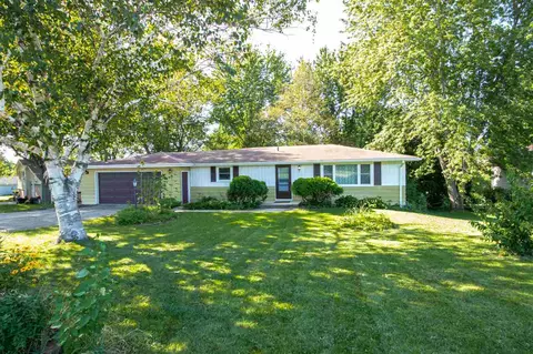 2111 Lake Summerset Rd, Lake Summerset, IL 61019 photo 1