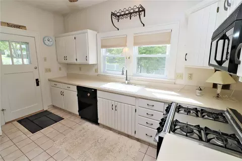 420 W 4th St, Pecatonica, IL 61063 photo 13