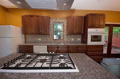 405 E Blackman St, Harvard, IL 60033 photo 8