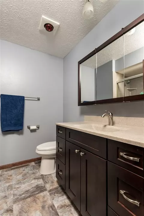 11889 Bend River Rd, Roscoe, IL 61073 photo 9