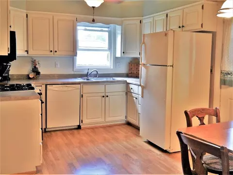 601 E Mason St, Polo, IL 61064 photo 5