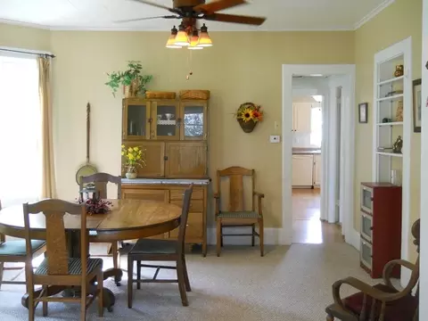 601 E Mason St, Polo, IL 61064 photo 4