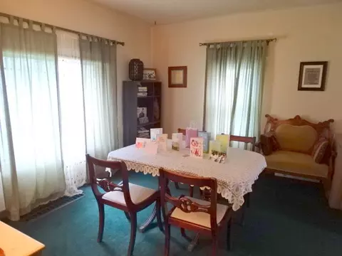 547 E Ctr, Freeport, IL 61032 photo 2