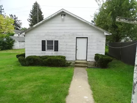 547 E Ctr, Freeport, IL 61032 photo 13